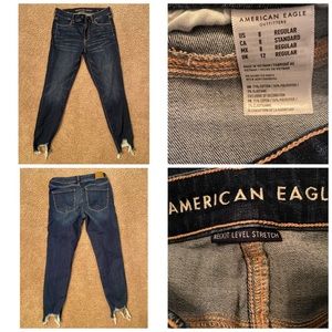 American Eagle 🦅 cropped jeans